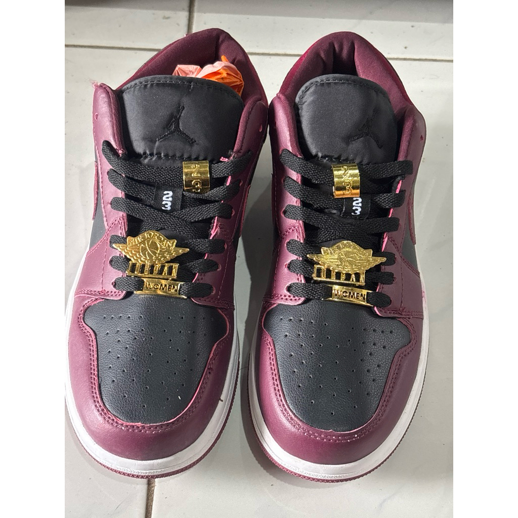Air Jordan 1 Low SE "Dark Beetroot" size 43/275