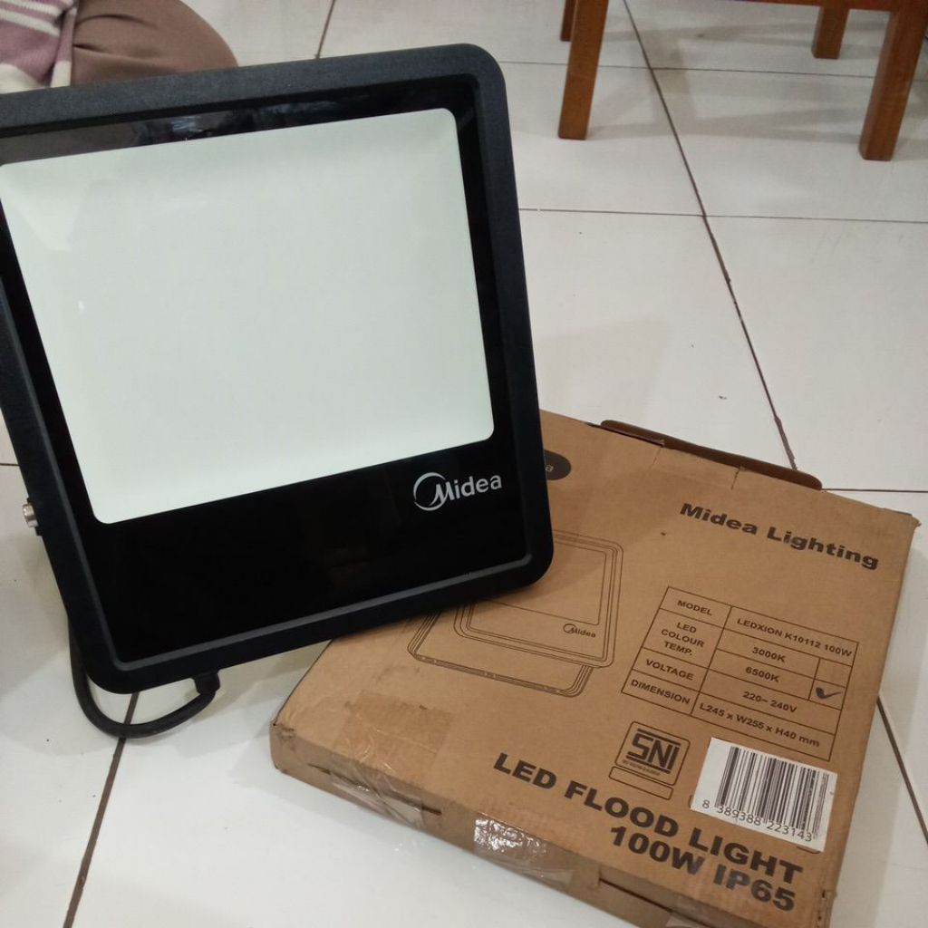 MIDEA  Lampu Sorot LED 100 watt SNI IP65 Lampu Tembak Floodlight utk Panggung / Outdoor / Taman