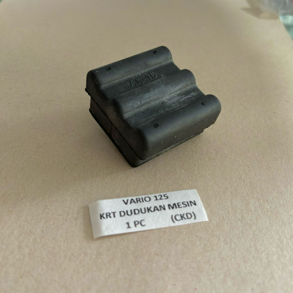 Karet Bantalan dudukan mesin Vario 125 Vario 150
