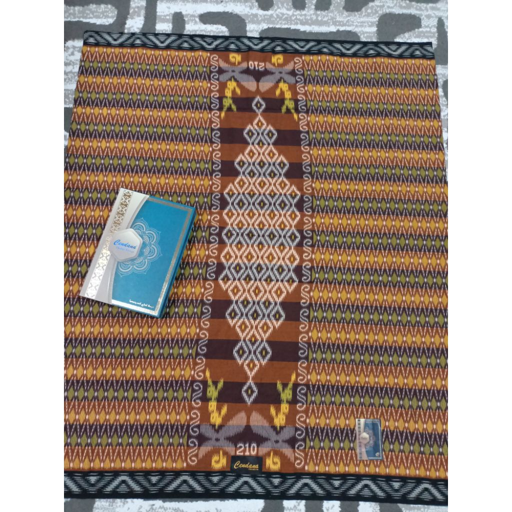 SARUNG CENDANA MOTIF KAWUNG MOTIF GOYOR RAYON