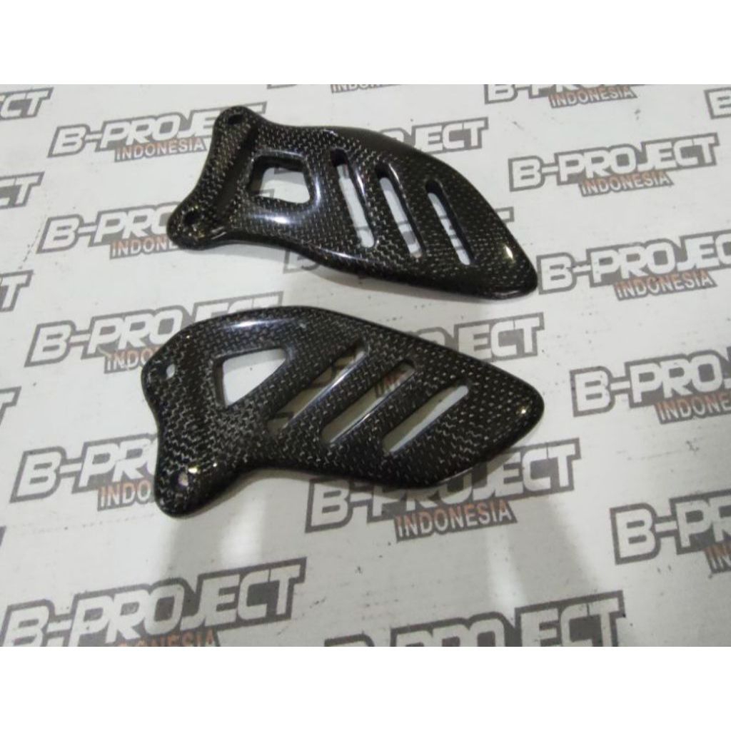 footstep Suzuki Gsx 600 dan Gsx 750 Carbon Kevlar