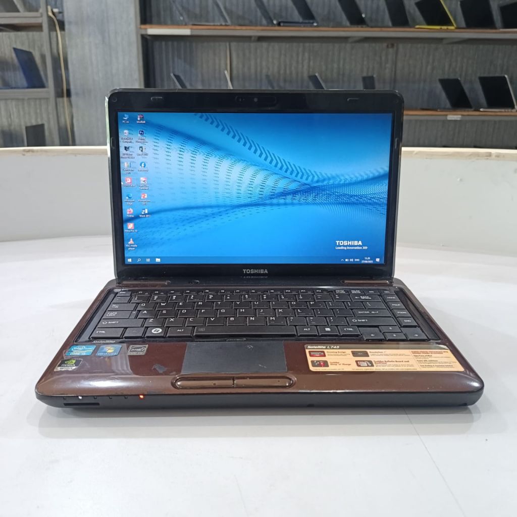 Laptop Toshiba Satelite L745 Core i5-2430M Ram 8Gb /SSD 128Gb Vga: Nvidia GeForce GT 525M