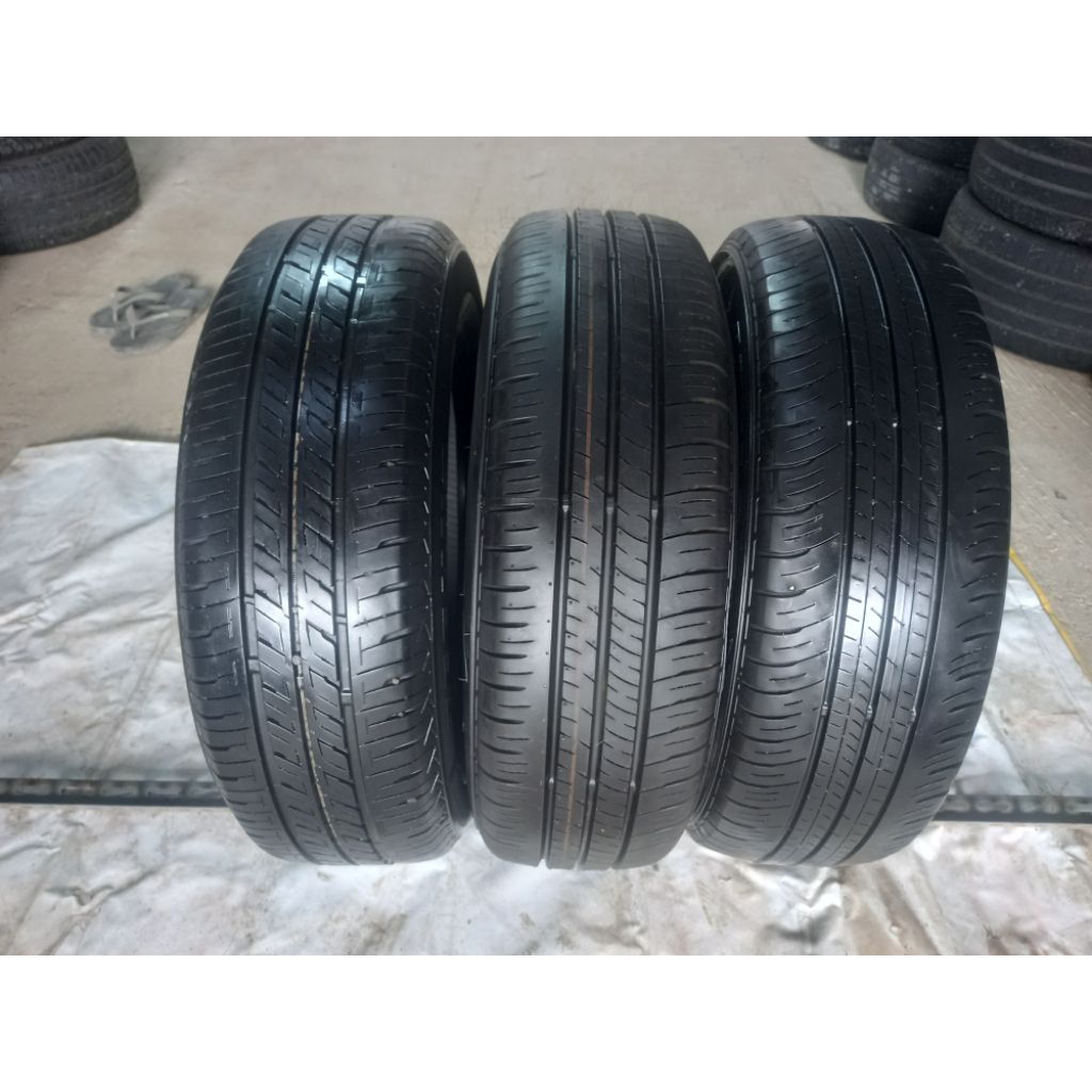 Ban mobil second baru Dunlop Enasave ukuran 185/65/R15