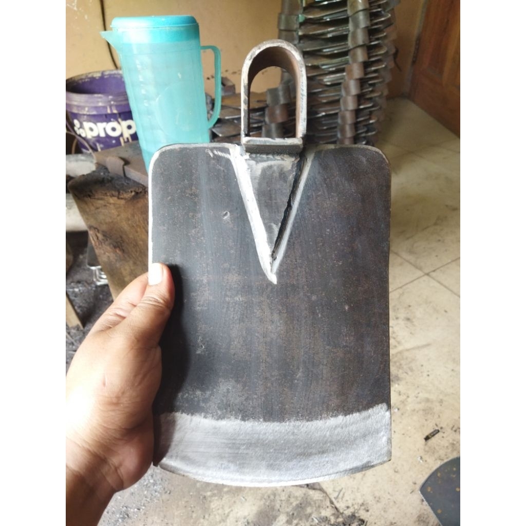 Cangkul Baja Pande Sepuh Jawa