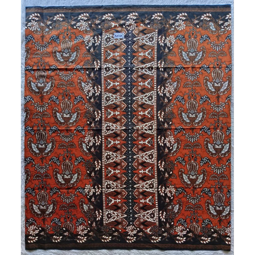 sarung batik gus iqdam, gus Kautsar dewasa