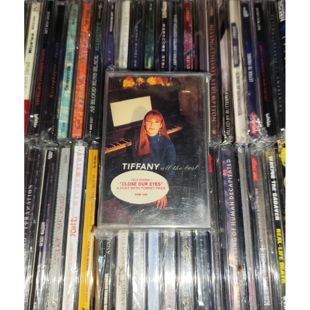 Kaset Tiffany - All The Best