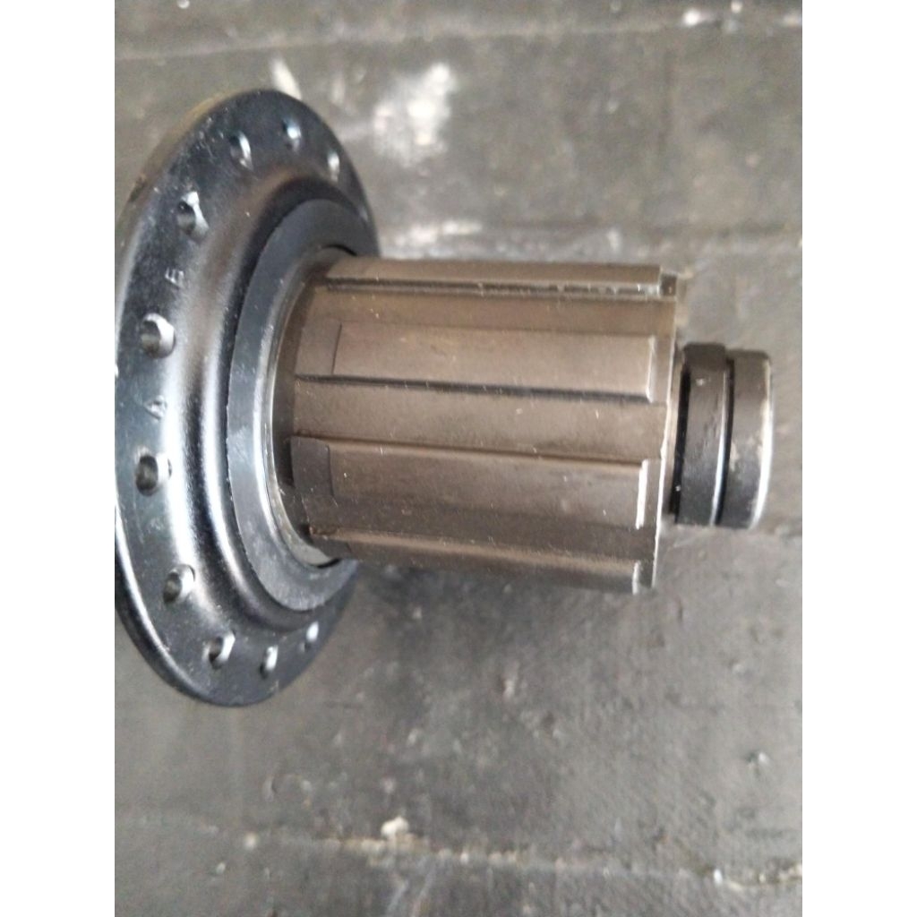 Hub Belakang Merek Entity TA 32 hole 148mm