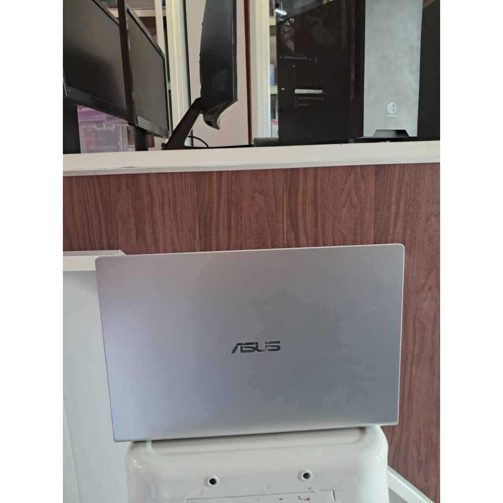 Asus Vivobook A409F Core i7 Gen 8