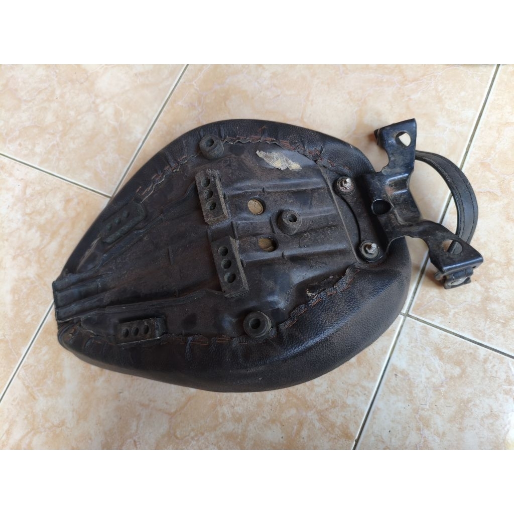 Jok Depan Benelli PE