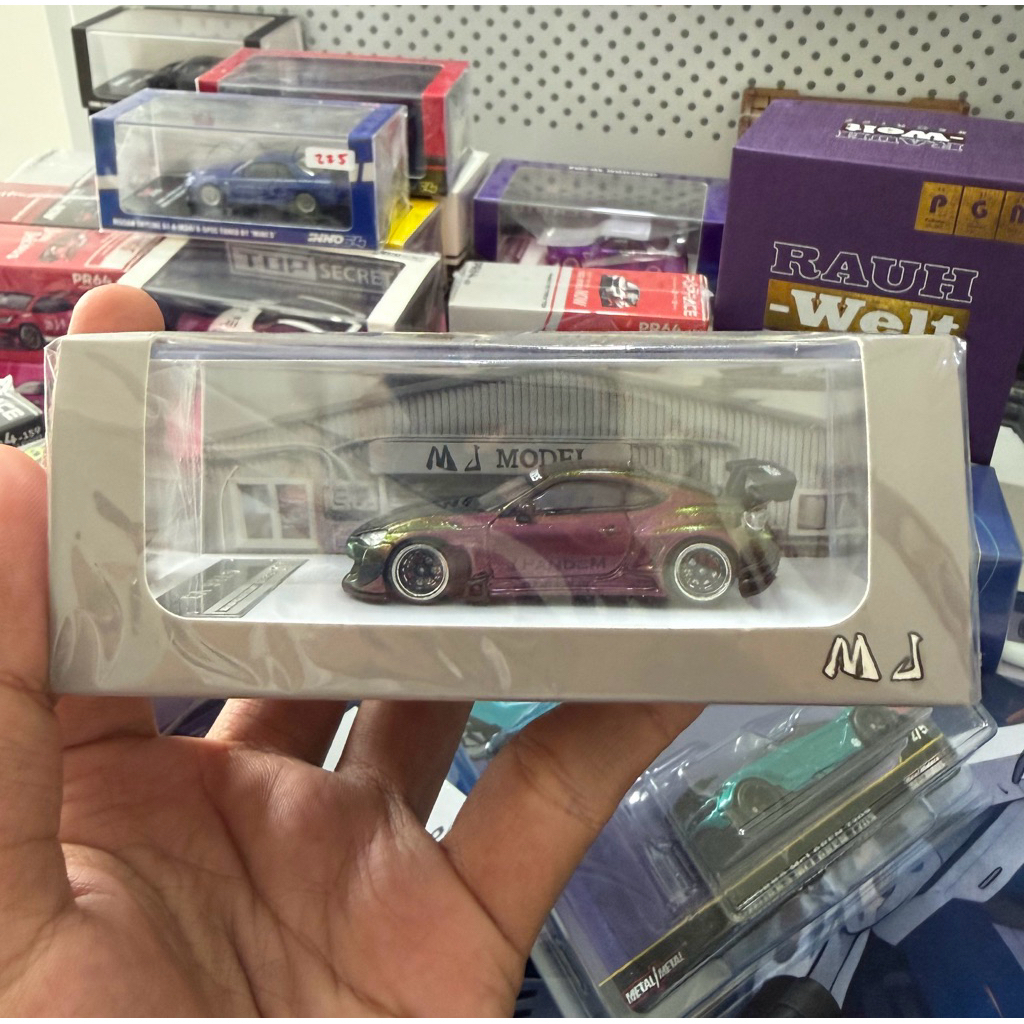 MJ model - GT 86 pandem chameleon limited edition