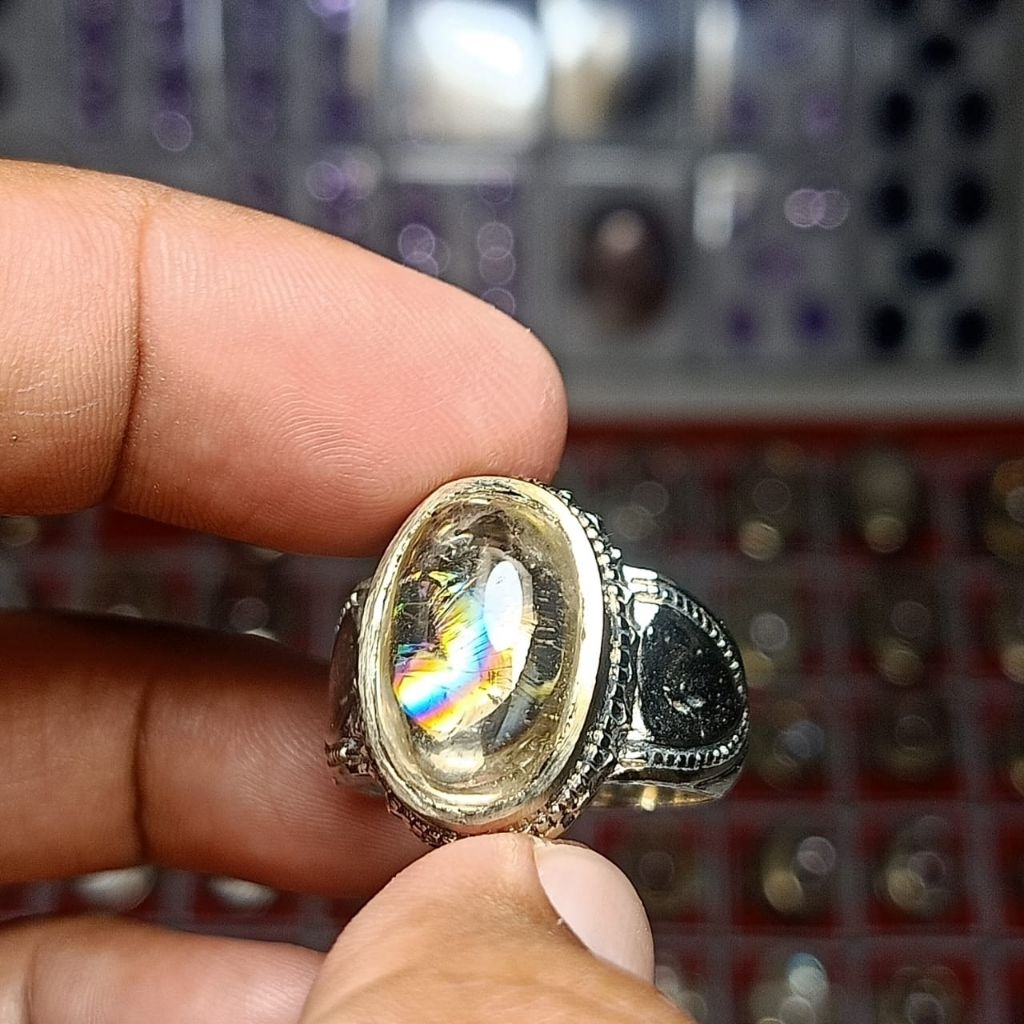 cincin pria batu kecubung air pelangi asli Kalimantan
