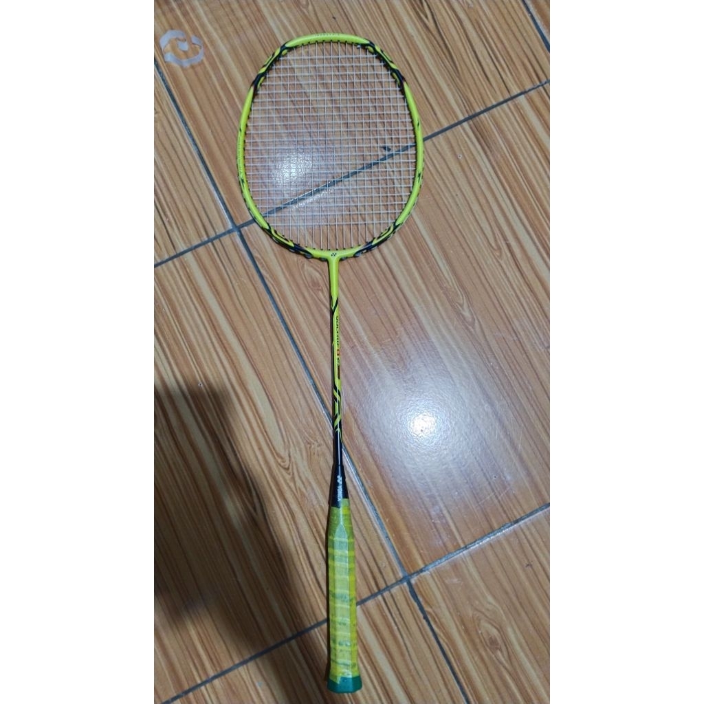 YONEX VOLTRIC 8 ETUNE ORIGINAL