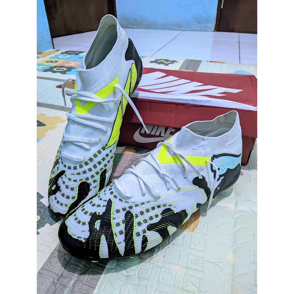 Sepatu Bola Puma Future 9 Ultimate