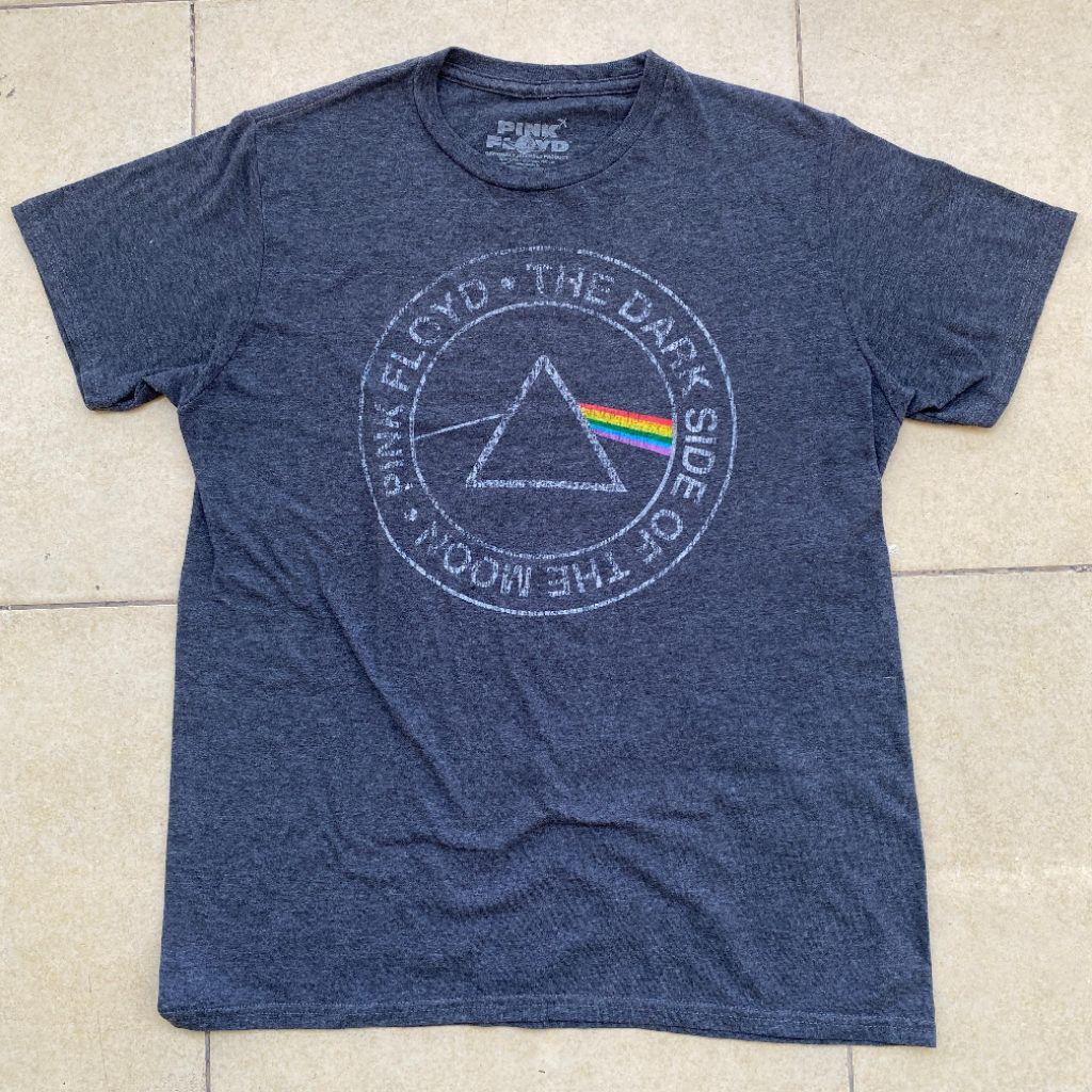 Kaos band rock legend Pink Floyd Original murah. Jual kaos Pink Floyd Original murah
