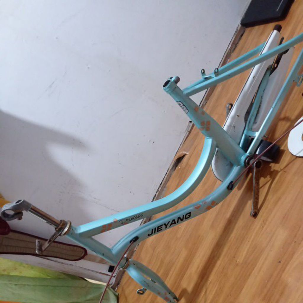 Frame set full color sepeda perempuan jieyang uk 20