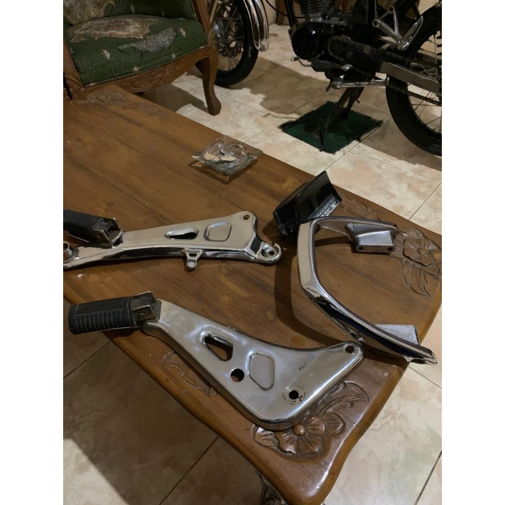 postep belakang Megapro hiu original Crom,begel Megapro hiu original Crom