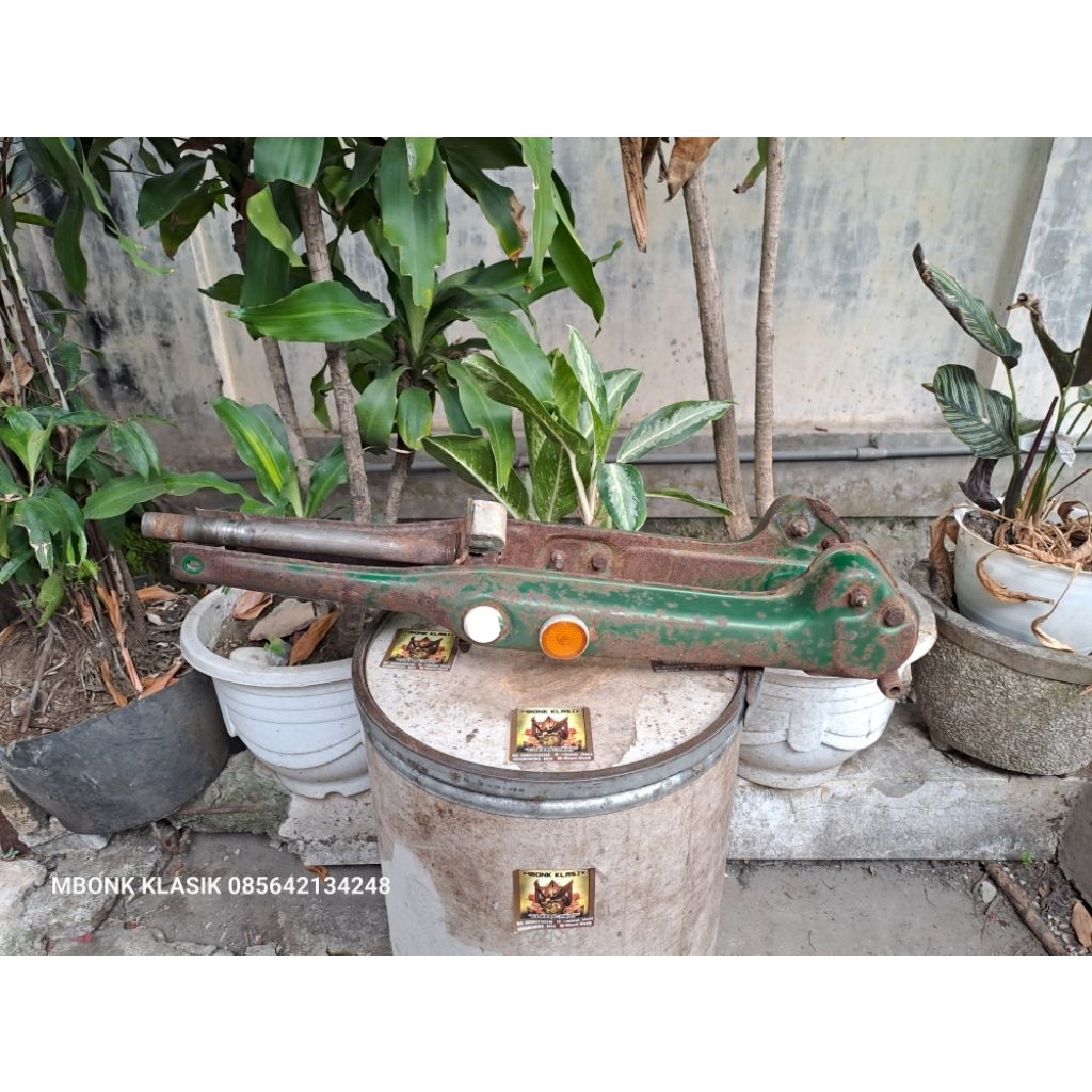 fork honda c50 c70 pispot ORIGINAL shock depan honda c50 c70 pispot fork c50 c70 pispot pork c50 c70