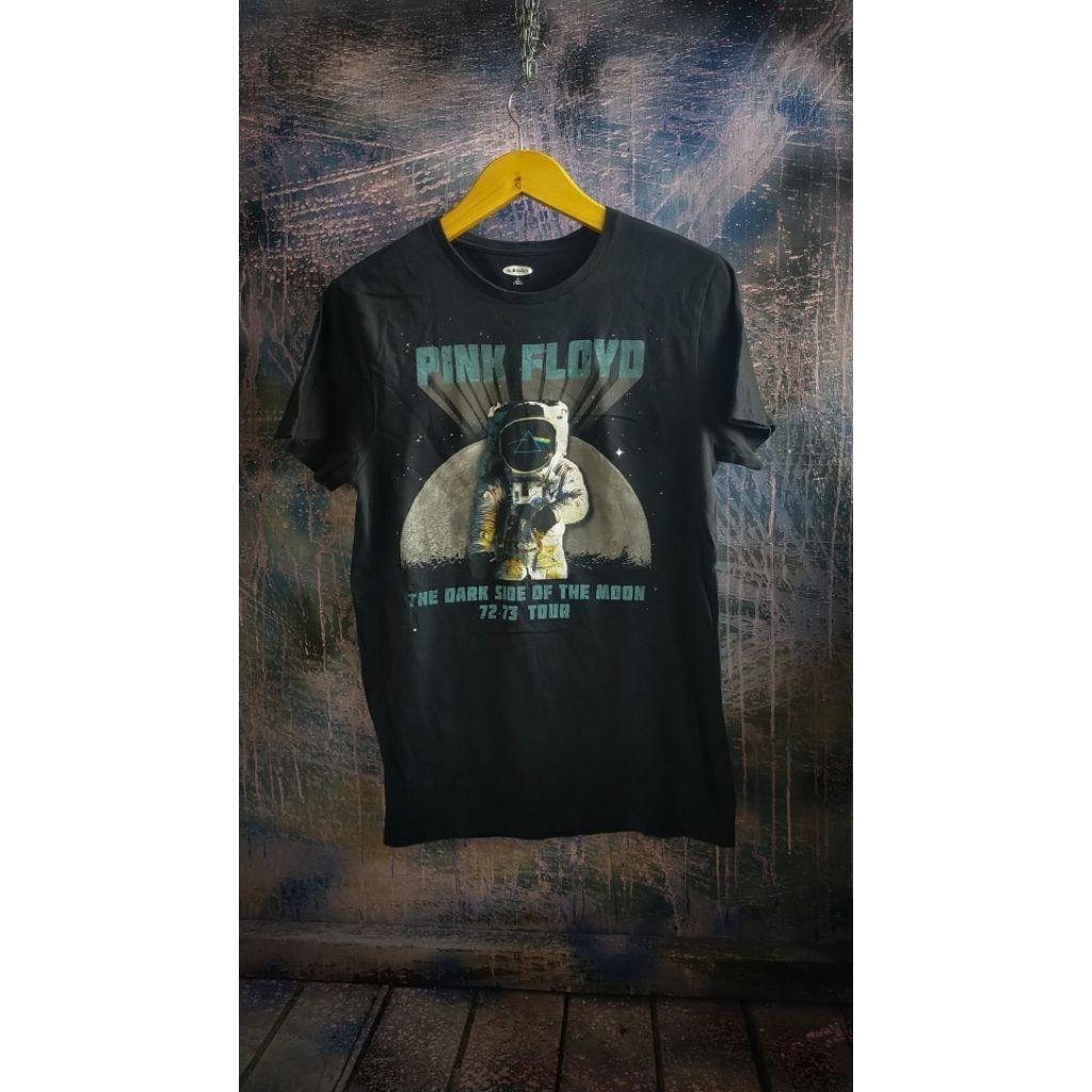 t-shirt kaos hitam band pink Floyd bekas