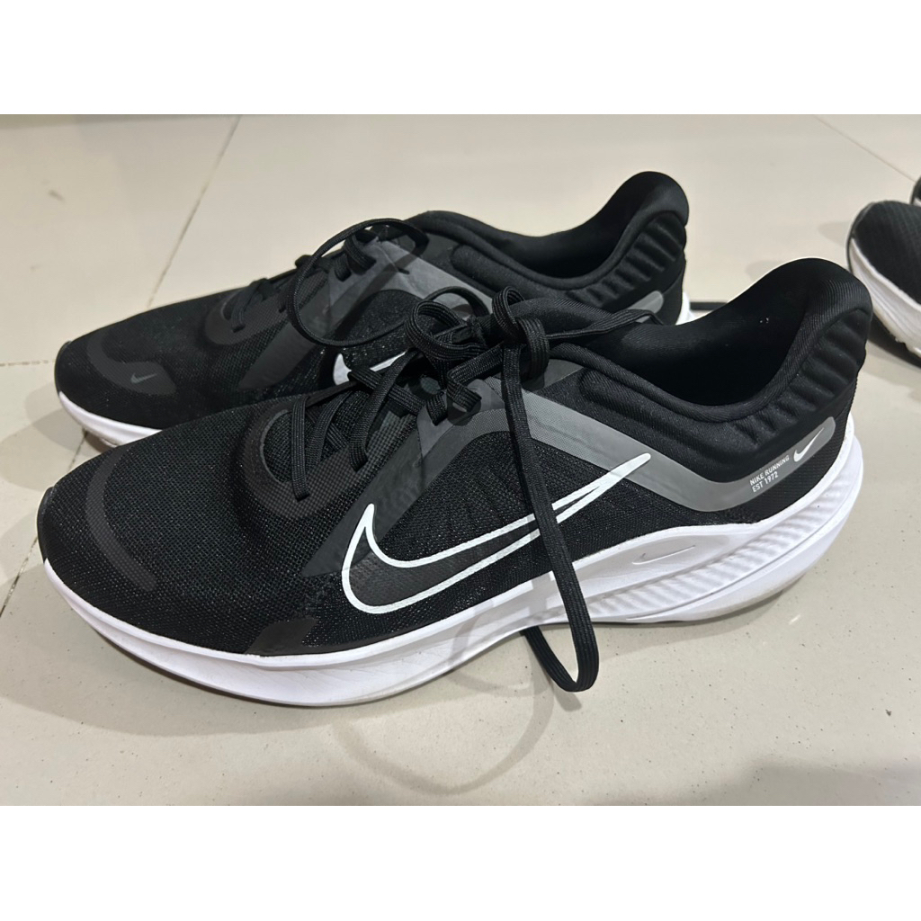 sepatu nike quest hitam original uk 44