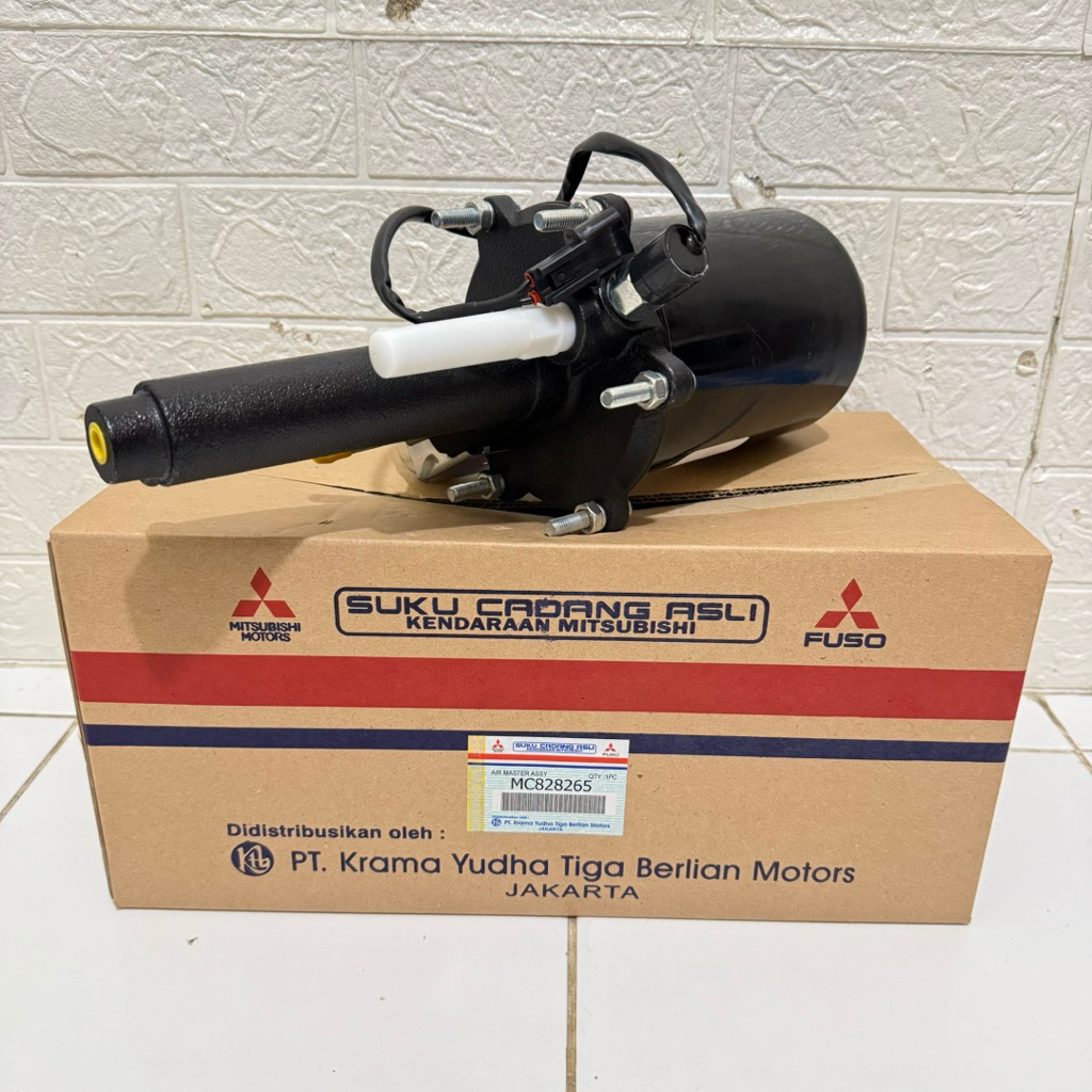 BOSSTER REM BOSTER REM  BOSTER REM ANGIN  SERVO TEM  REM ANGIN AIR MASTER MITSUBISHI FUSO MC828265 P
