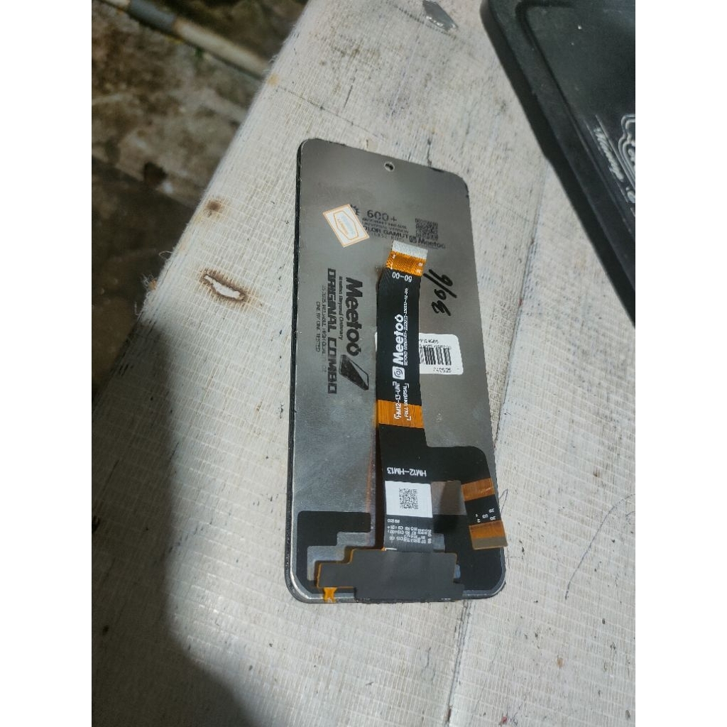 LCD bekas Xiaomi Redmi 12 rusak