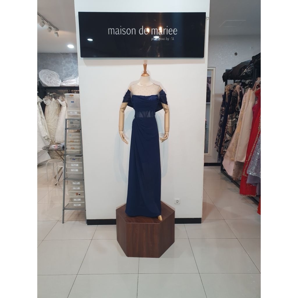 Preloved Baju Pesta Gaun Party Navy Blue bahan sifon LD 100