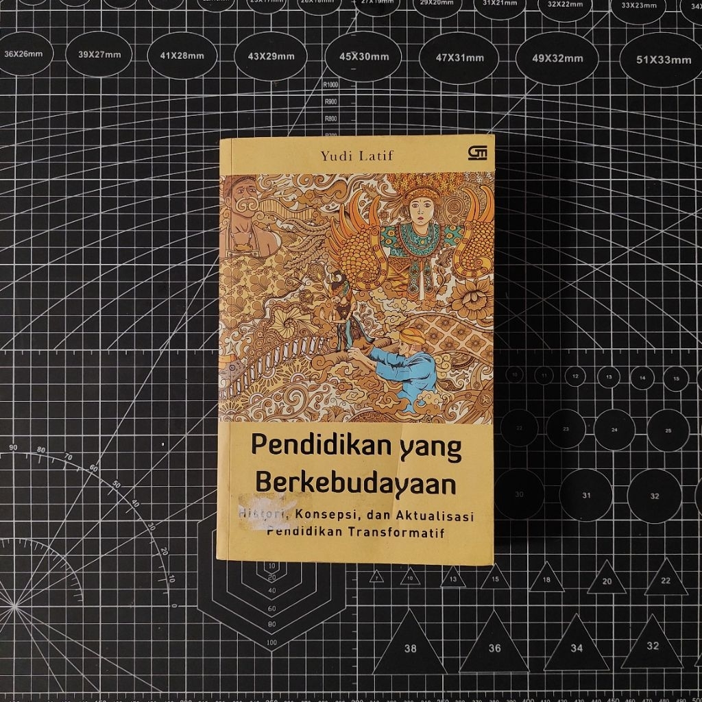 PRELOVED BOOK - Buku Pendidikan yang Berkebudayaan - Yudi Latif