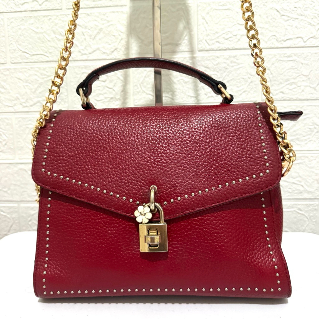 tas sling bag kulit asli. tas selempang kulit asli. tas wanita. tas prelop. merah