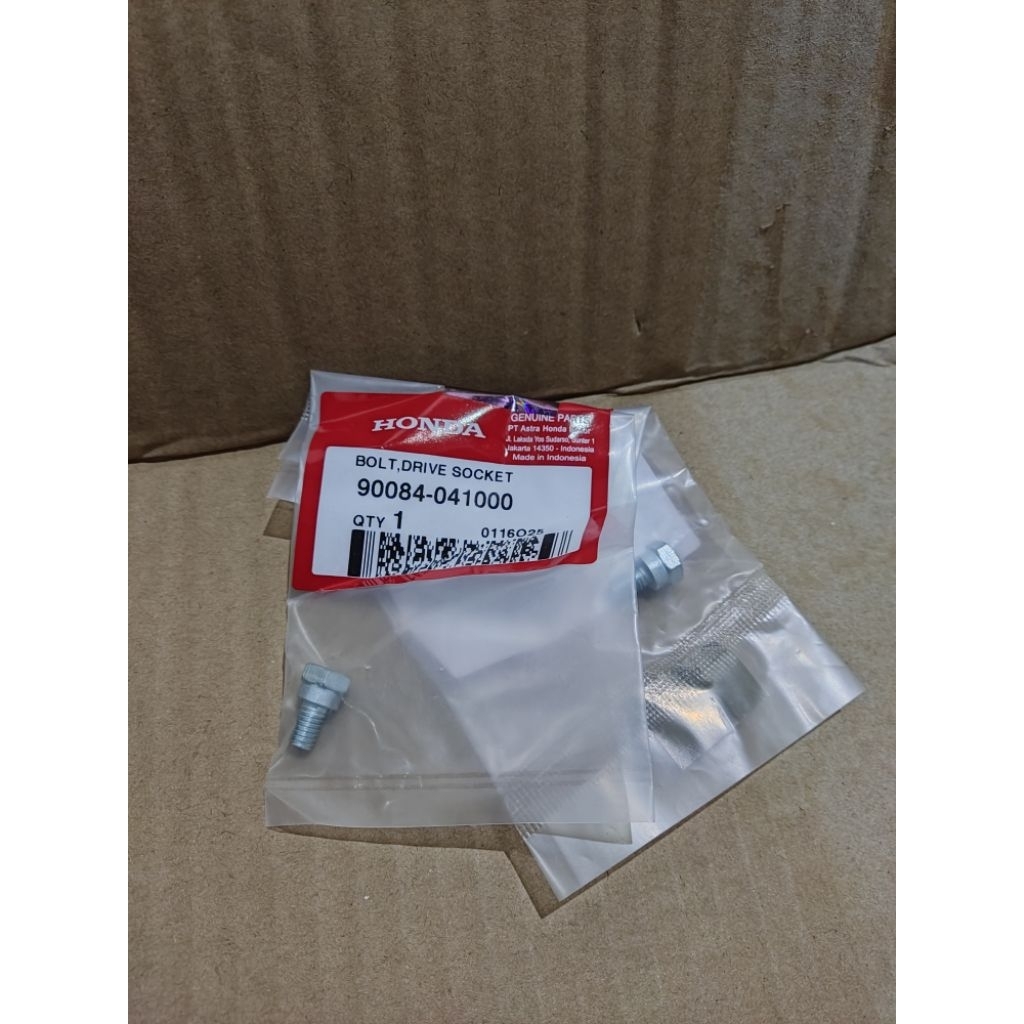 baut bolt drive baut gear depan honda original