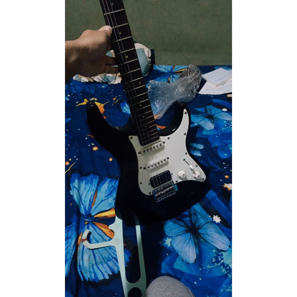 Gitar Yamaha Eg 112c Second