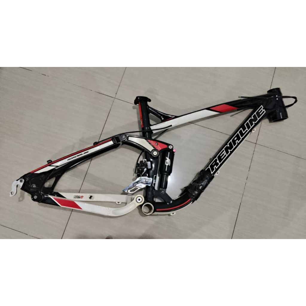 frame sepeda adrenaline xc2 26er