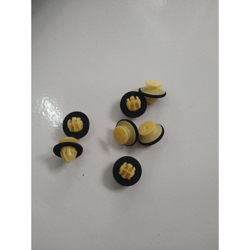 clip kancing mobil universal