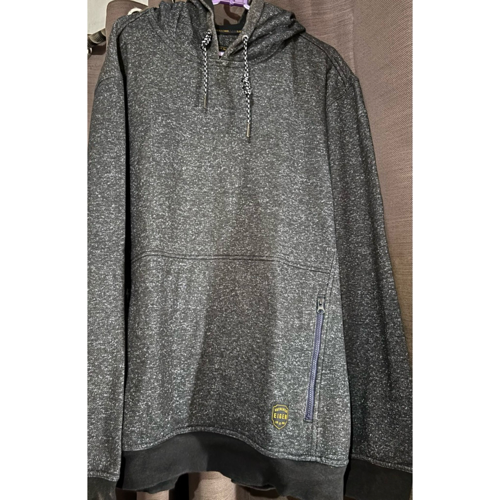 EIGER hoodie pria preloved