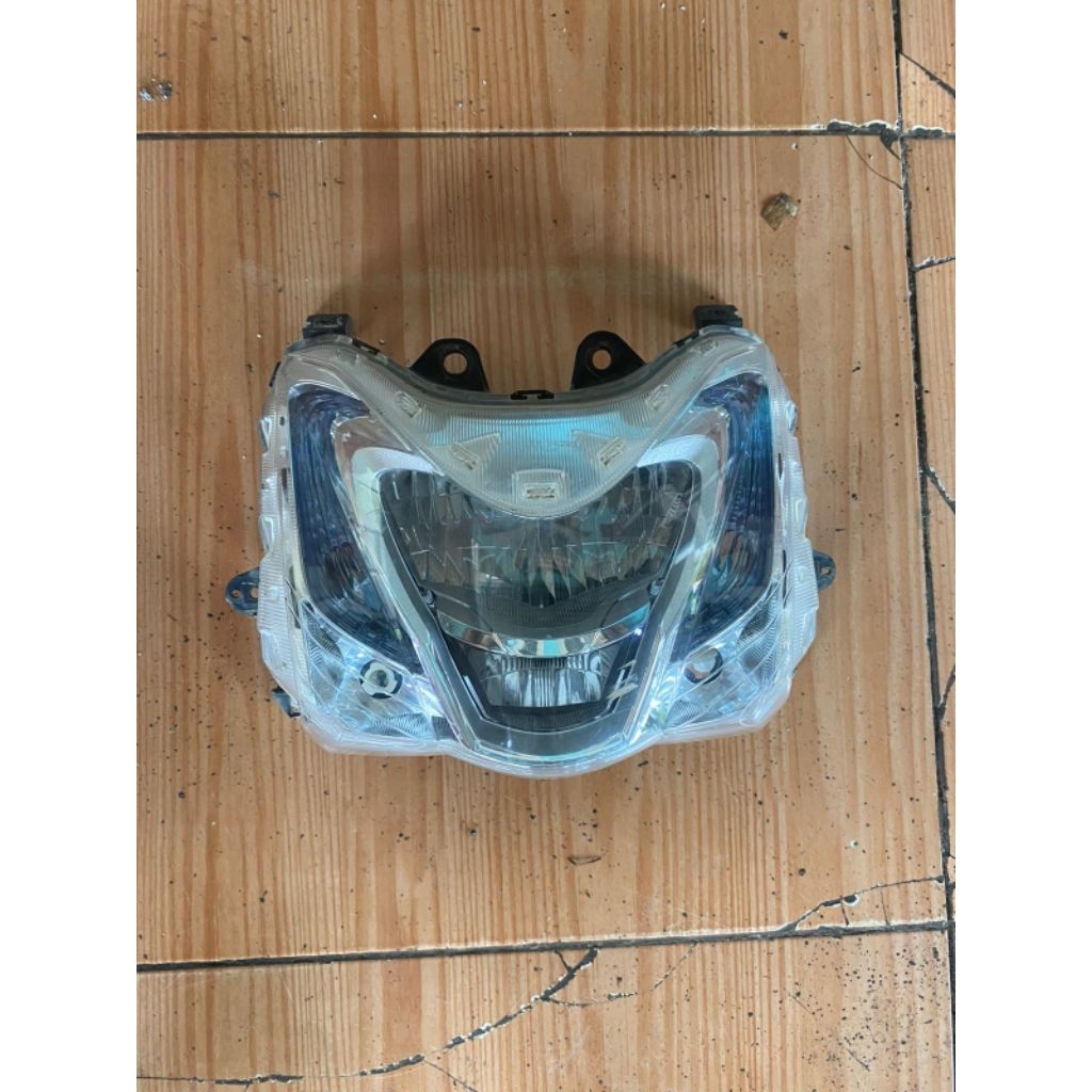 reflektor lampu depan Mio s