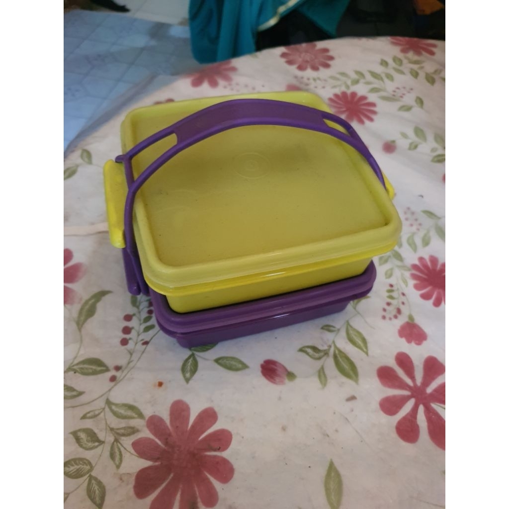 tupperware rantang kotak 2 set