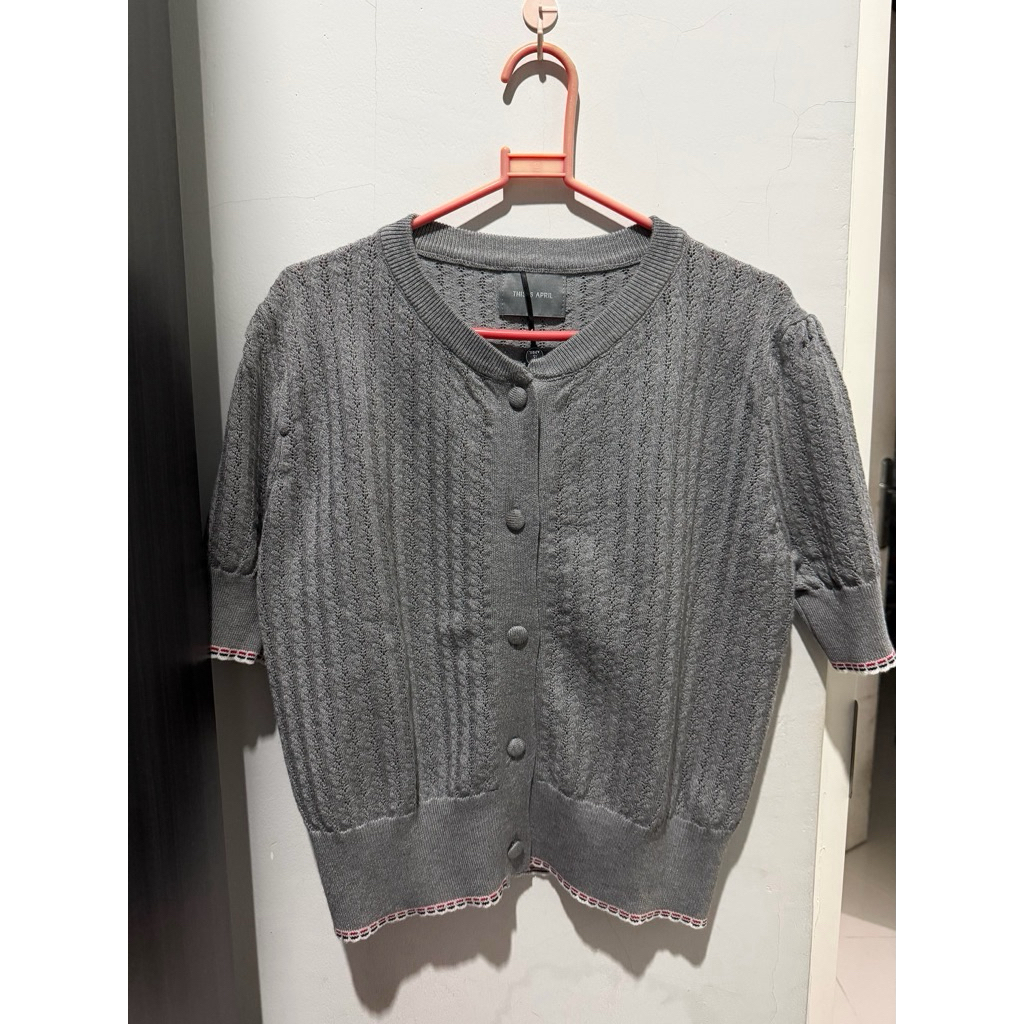 PRELOVED THIS IS APRIL CABLE KNIT TOP GREY