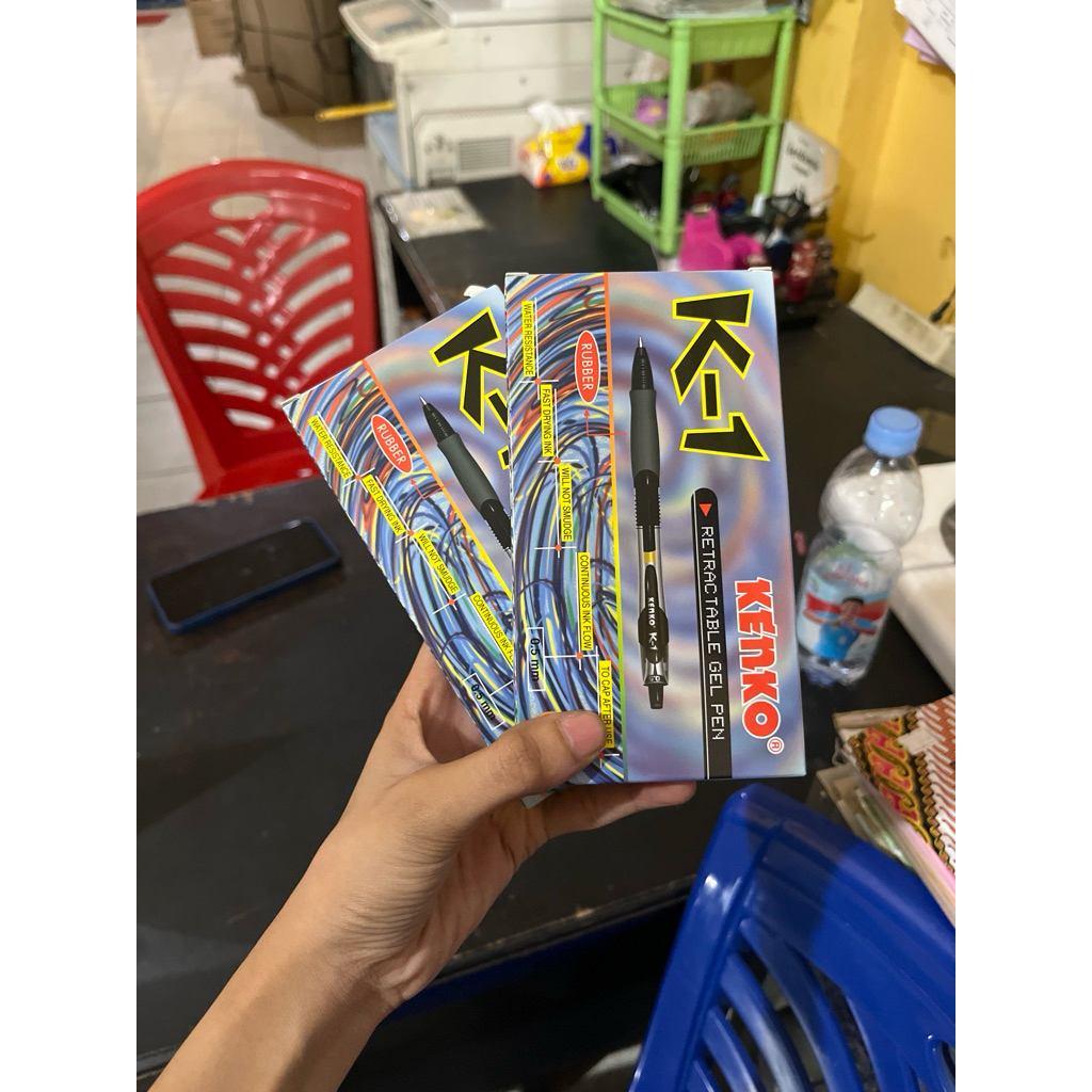 1kotak pena kenko k-1 warna hitam