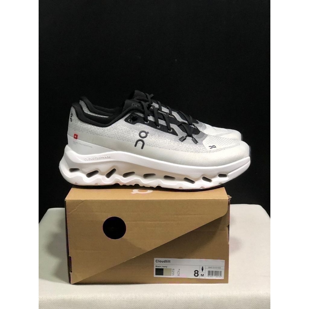 OC Cloudtilt putih hitam