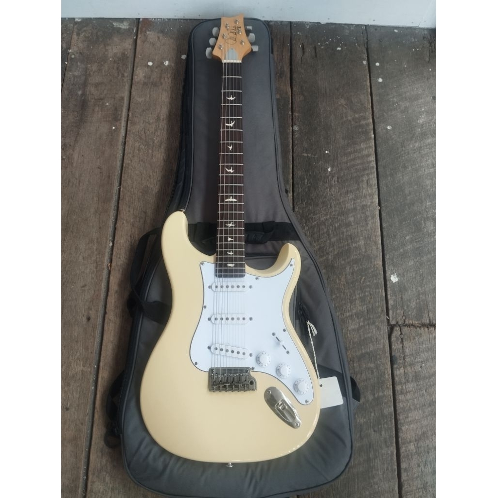 GITAR PRS SE SILVER SKY