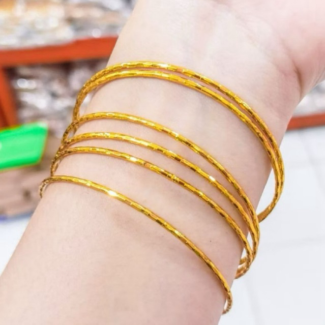 Gelang Keroncong Ukir Titanium Desain Mewah Elegan Isi 6Pcs Tidak Luntur