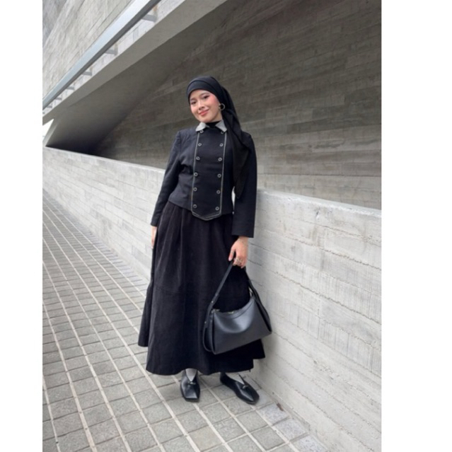 tas hitam medium prior