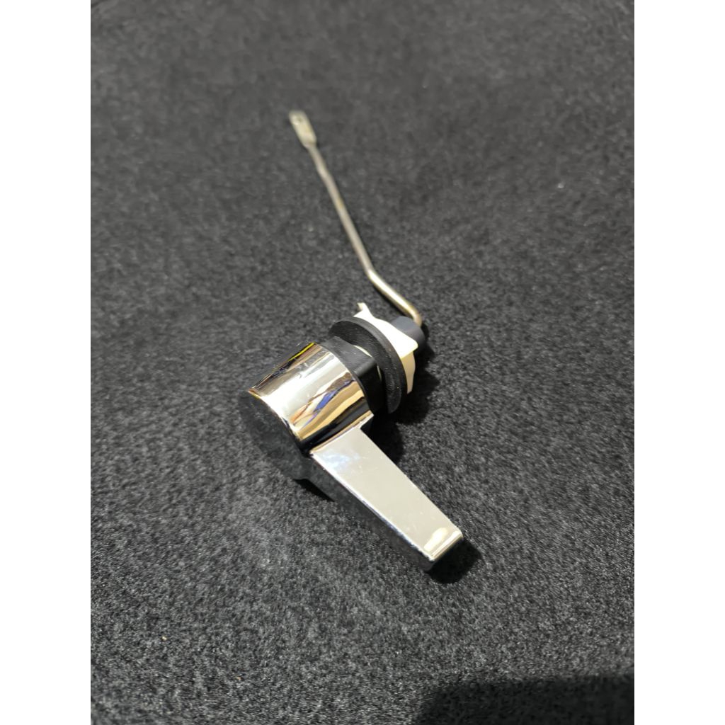 Engkolan closet duduk model engkol depan dan engkol samping / Engkol flush kloset duduk toto