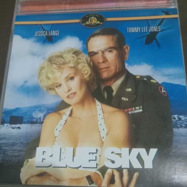VCD ORIGINAL BLUE SKY FEAT TOMMY LEE JONES TEKS INDONESIA