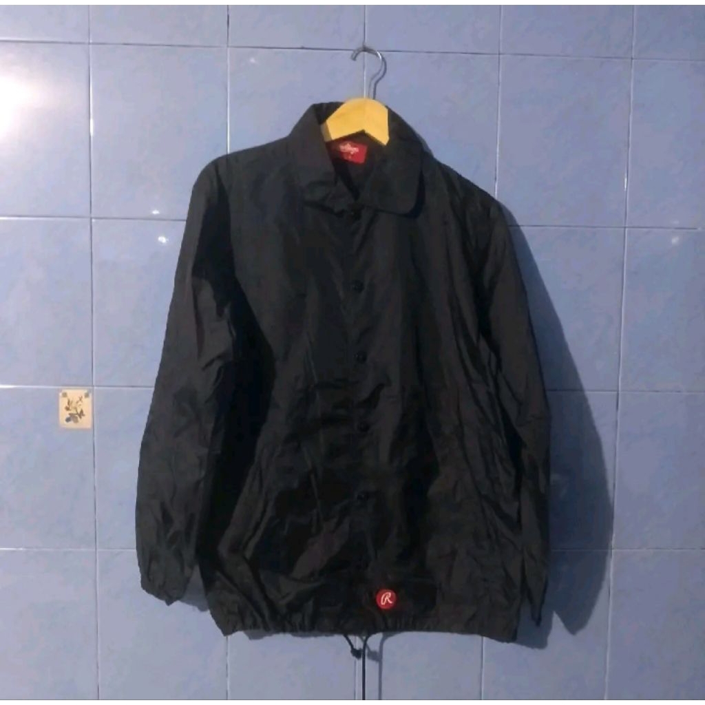 brand rawlings warna hitam