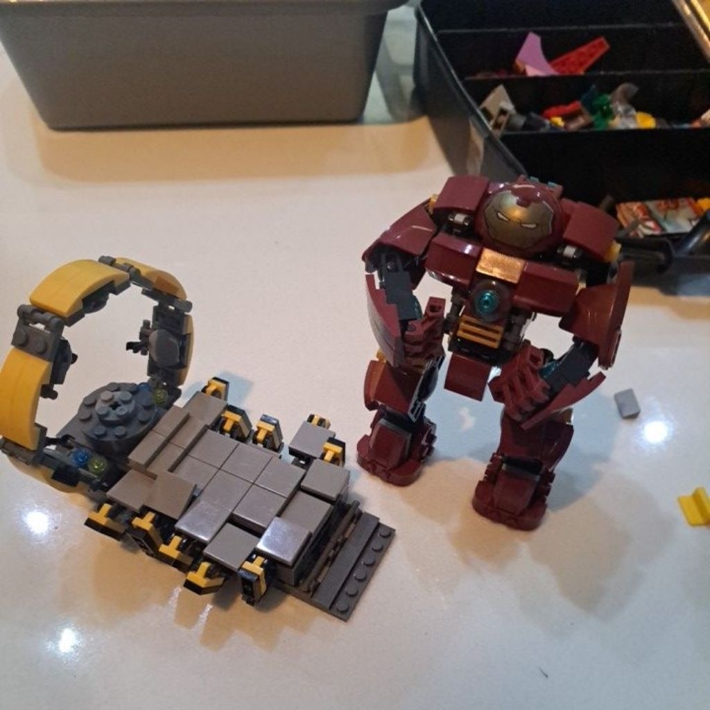 Brick lego iron man hulkbuster