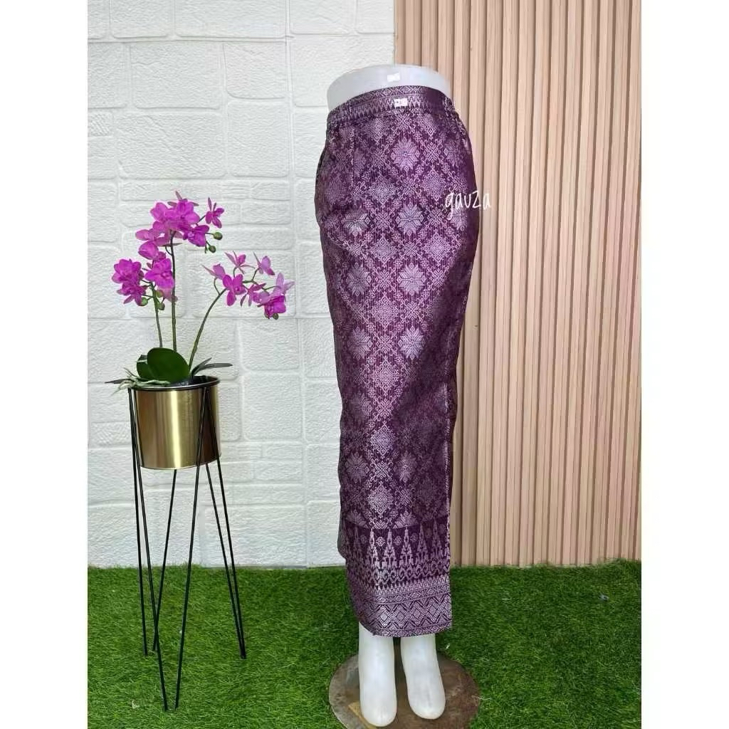 Rok songket hitam ungu size M (Lp 64-86cm pjg 95cm)