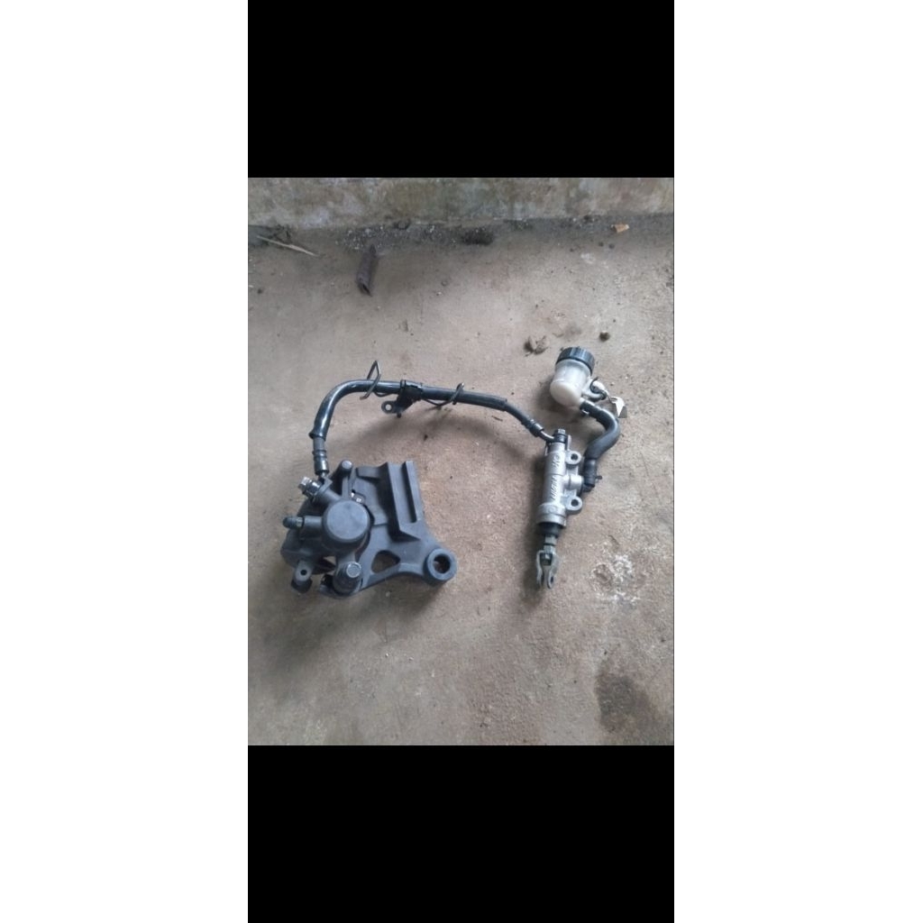 Kaliper belakang fulset R25