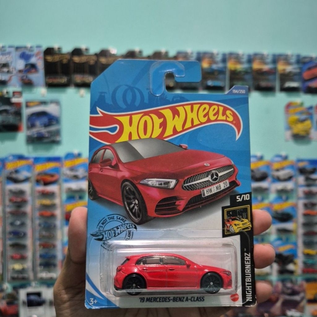HOT WHEELS MERCEDES-BENZ A CLASS MERAH