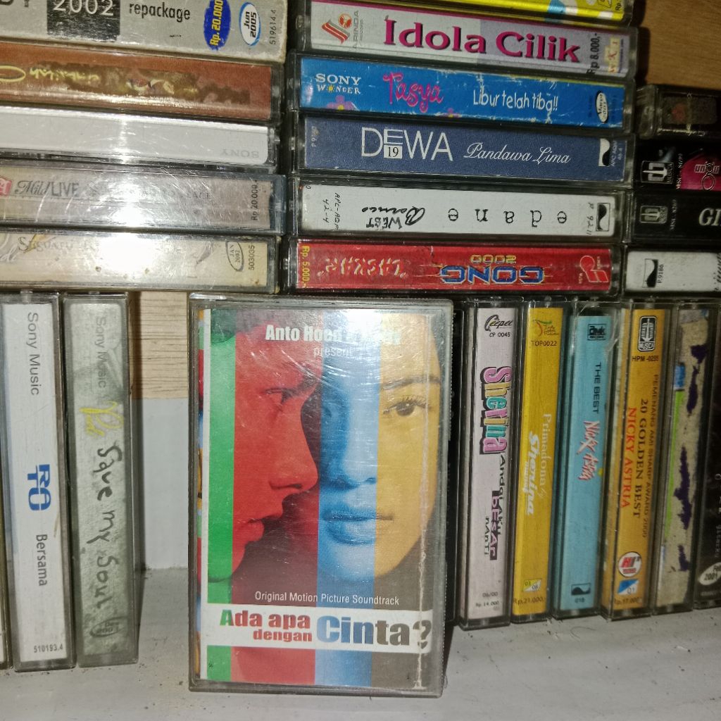 Kaset Ada Apa Dengan Cinta