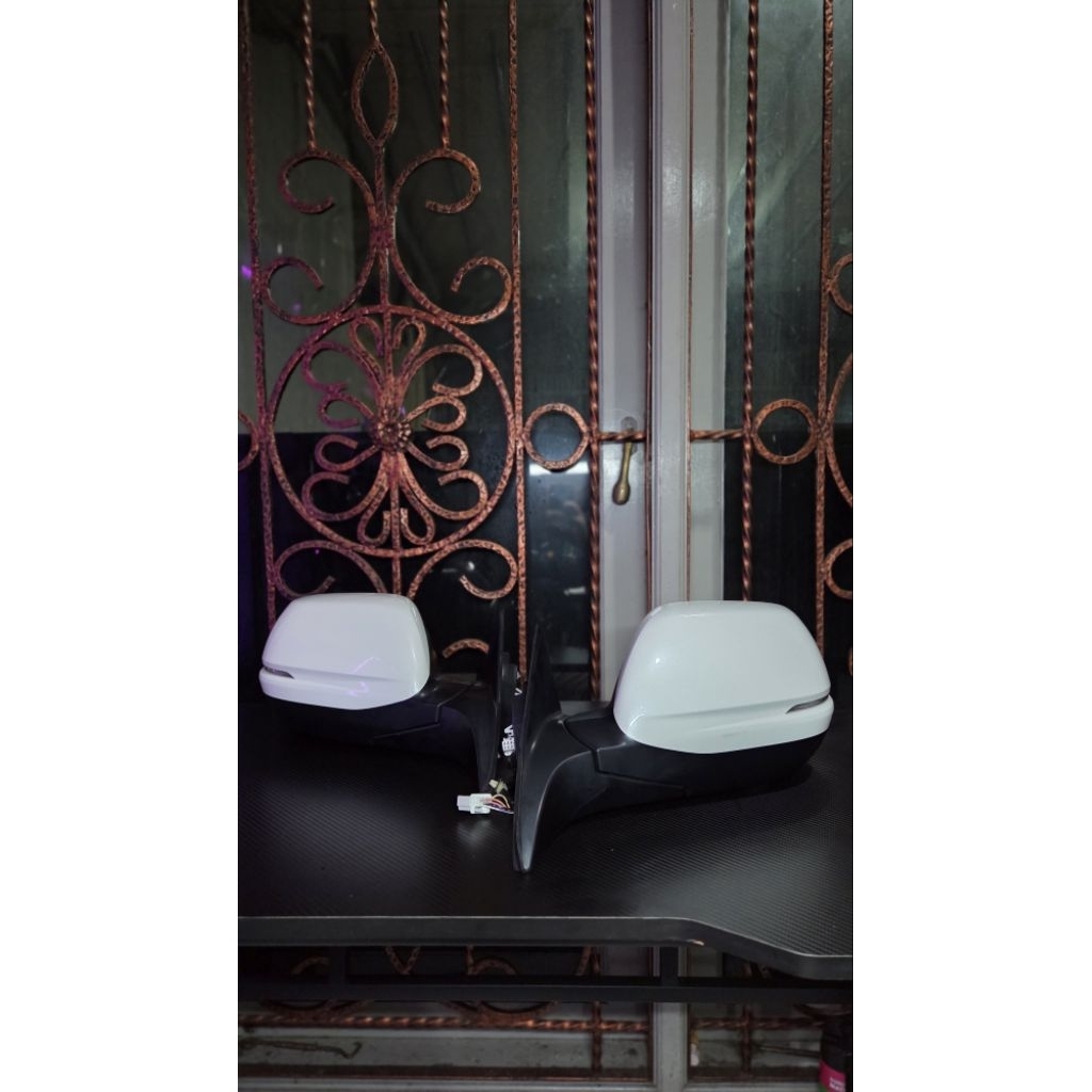 Spion Honda HRV / Vezel RU Genuine Parts Japan Original